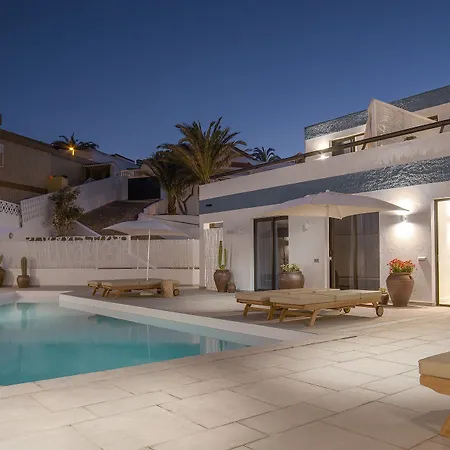 Luxury With Heated Pool Iv - Adults Only